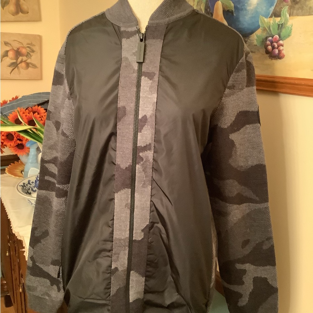 Canada Goose Gray Camo Windbridge Full Zip Sweater Small NWT